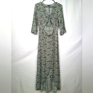 Express Print Pattern Midi dress with cutout